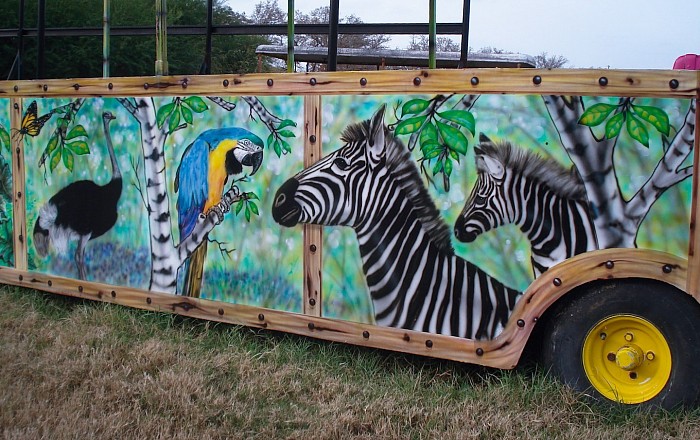 painting decoration in cart for zoo
